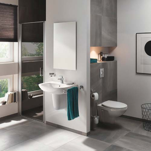 Комплект 5 в 1 Grohe: инсталляция Rapid SL, кнопка Arena Cosmopolitan хром, унитаз Bau Ceramic с сиденьем (36500000)