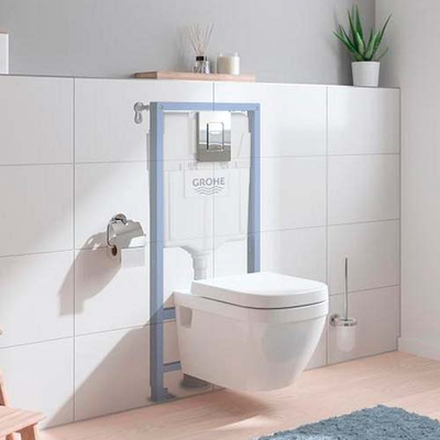 Комплект 4 в 1 Grohe Solido Perfect: инсталляция Rapid SL, кнопка Skate Cosmopolitan хром, подвесной унитаз с сиденьем slow-closing (39186000)