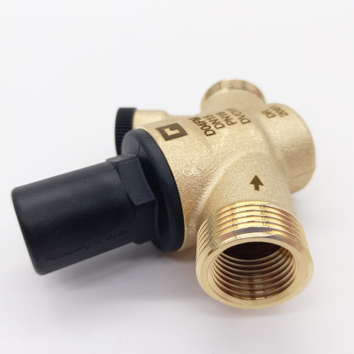 Редуктор давления Resideo Braukmann D04FM-1/2A PN16 1,5-6,0 бар (Honeywell D04FM-1/2A)