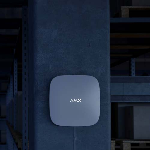 Ajax Hub 2 Plus Black Розумна централь | чорна (25449.40.BL1)