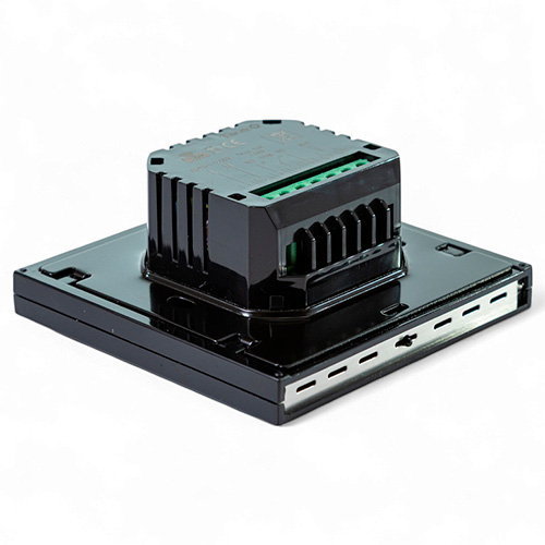 Термостат с Wi-Fi управлением Tervix Pro Line | для водяного и электр. теплого пола | с датчиком 3 м | черный (114140)